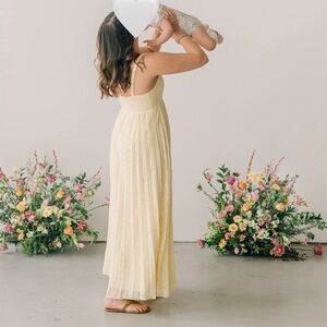 NWT size 4 maternity dress